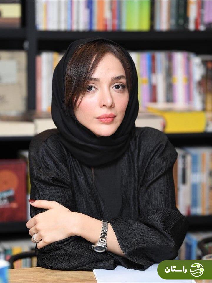 (تصاویر) المیرا دهقانی، مژده لواسانی، داریوش فرهنگ و ناهید مسلمی در جشن امضای یک کتاب