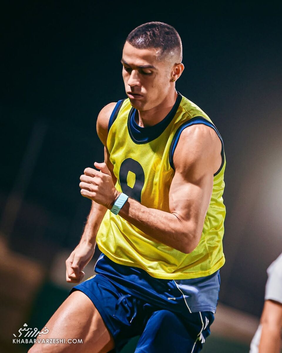 رونالدو کدام مدل مو را انتخاب کرد؟ / جورجینا این استایل کریستیانو را دوست دارد! +عکس رونالدو کدام مدل مو را انتخاب کرد؟ / جورجینا این استایل کریستیانو را دوست دارد! +عکس