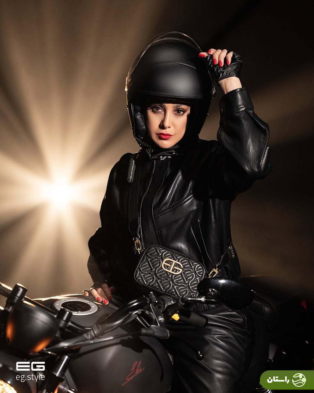 (تصاویر) یک ویدئو تبلیغاتی متفات؛ آزاده صمدی «موتورسوار» شد!