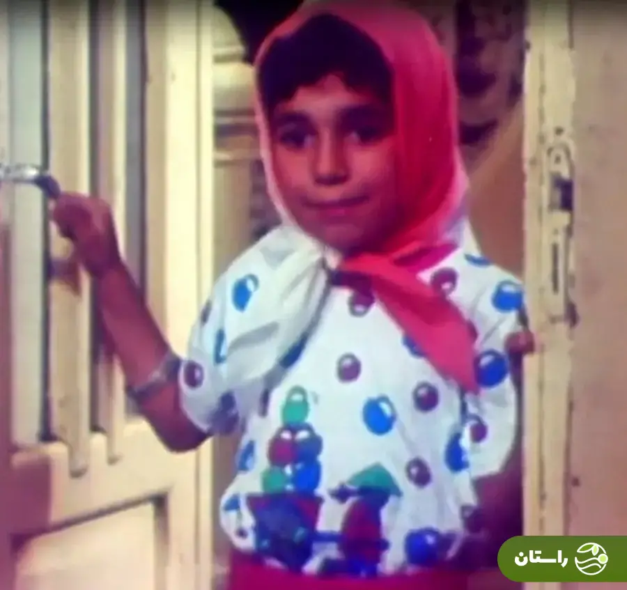 (عکس) تونل زمان؛ چهره متین ستوده تازه عروس سینما در ۸ سالگی در یک سریال؛ سال ۱۳۷۰ (عکس) تونل زمان؛ چهره متین ستوده تازه عروس سینما در ۸ سالگی در یک سریال؛ سال ۱۳۷۰