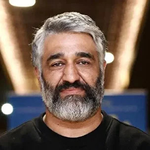 ۶ نکته درباره پرونده پژمان جمشیدی؛ از اتهامی که ثابت نشده تا زنی که می‌گفت موقع رابطه دست و پایش را ببندند