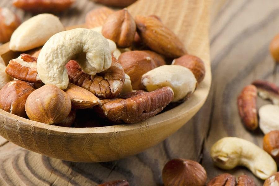 10 فایده باورنکردنی خوردن روزانه مغزها (بادام، گردو، پسته...) 10 فایده باورنکردنی خوردن روزانه مغزها (بادام، گردو، پسته...)