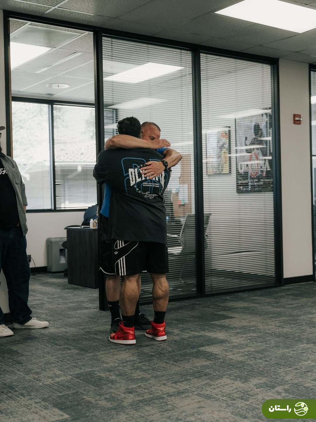 (تصاویر) استارت هادی چوپان در آمریکا برای فتح مستر المپیا ۲۰۲۵ (تصاویر) استارت هادی چوپان در آمریکا برای فتح مستر المپیا ۲۰۲۵