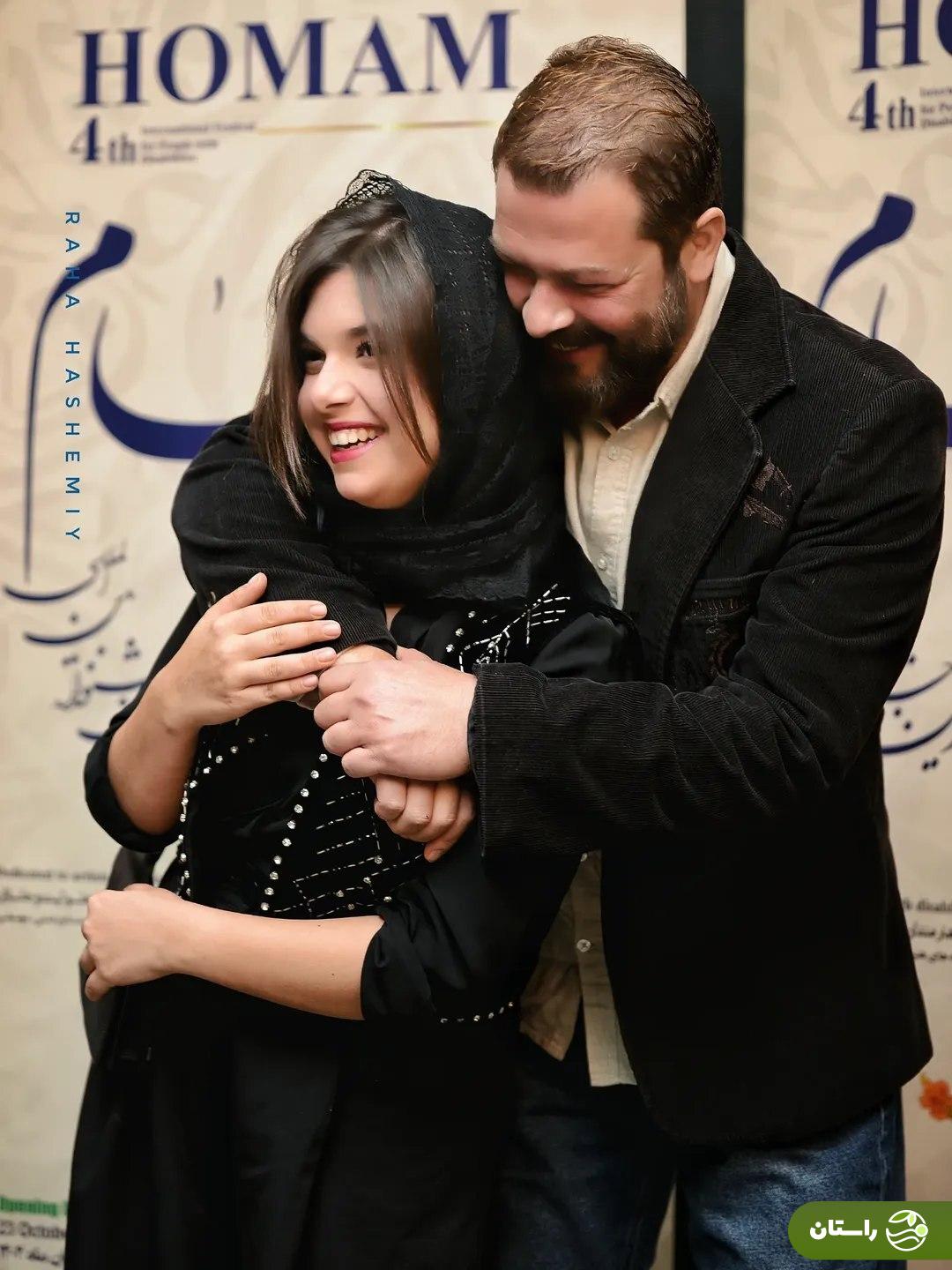(عکس) نفس بازغی در اختتامیه جشنواره همام؛ قاب عاشقانه با پدر