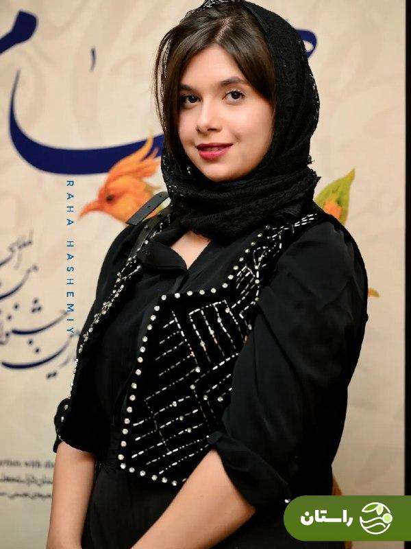 (عکس) نفس بازغی در اختتامیه جشنواره همام؛ قاب عاشقانه با پدر