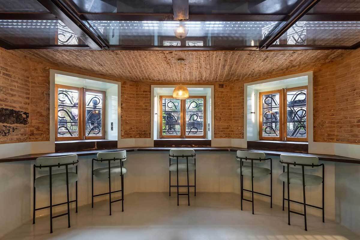 (تصاویر) عمارت منشا تهران؛ با یک معماری هوشمندانه و بازسازی حرفه‌ای کیف کنید