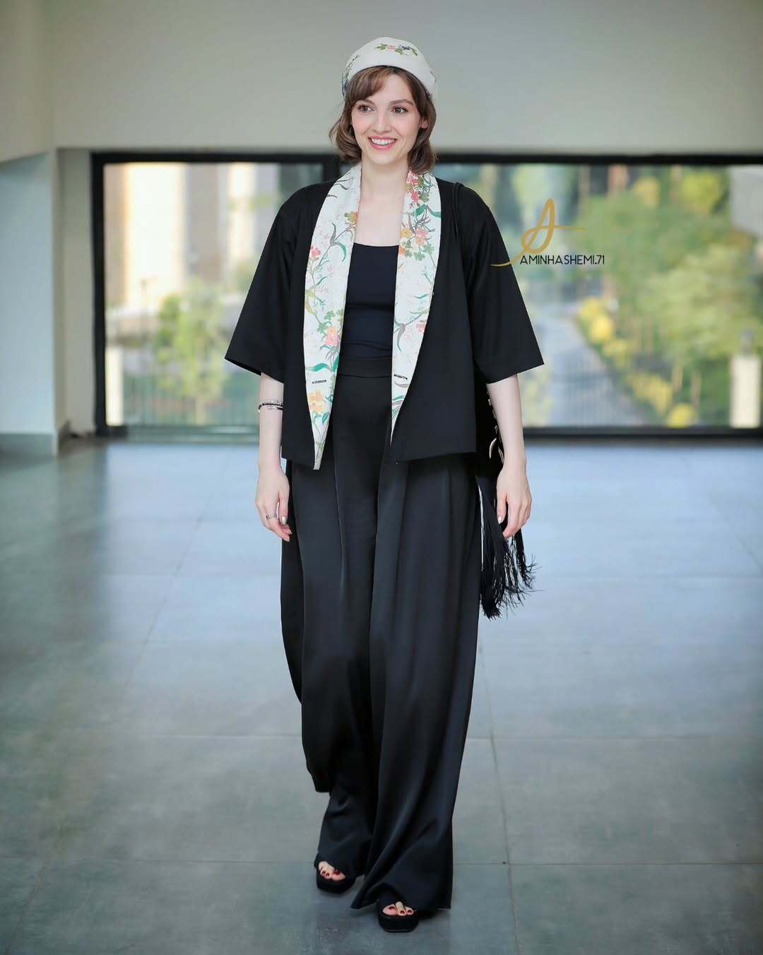 (عکس) تیپ جدید مهسا حجازی، شیرین سریال تاسیان با کلاهی متفاوت