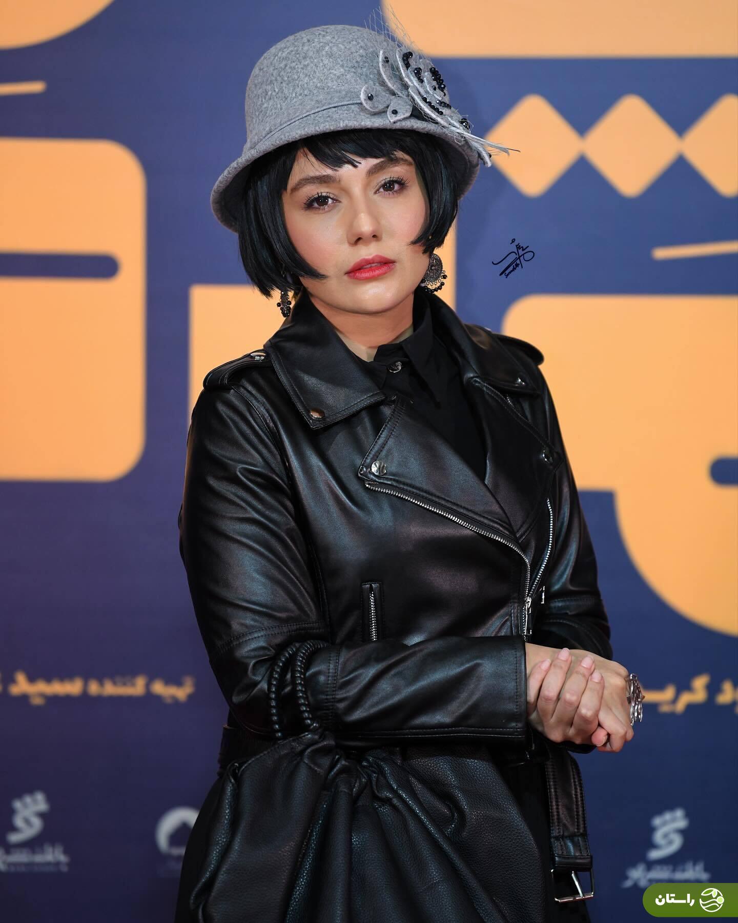 (عکس) استایل مشکی «ونوس کانلی» در اکران بچه مردم؛ کت چرم و دامن