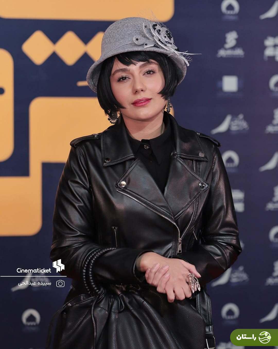 (عکس) استایل مشکی «ونوس کانلی» در اکران بچه مردم؛ کت چرم و دامن