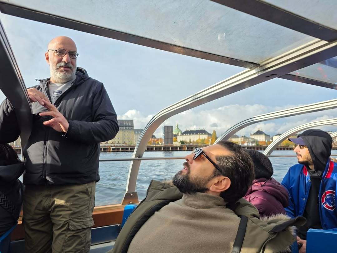 (تصاویر) گشت و گذار بهرام رادان، امیر جعفری و بهرام افشاری در کپنهاگ