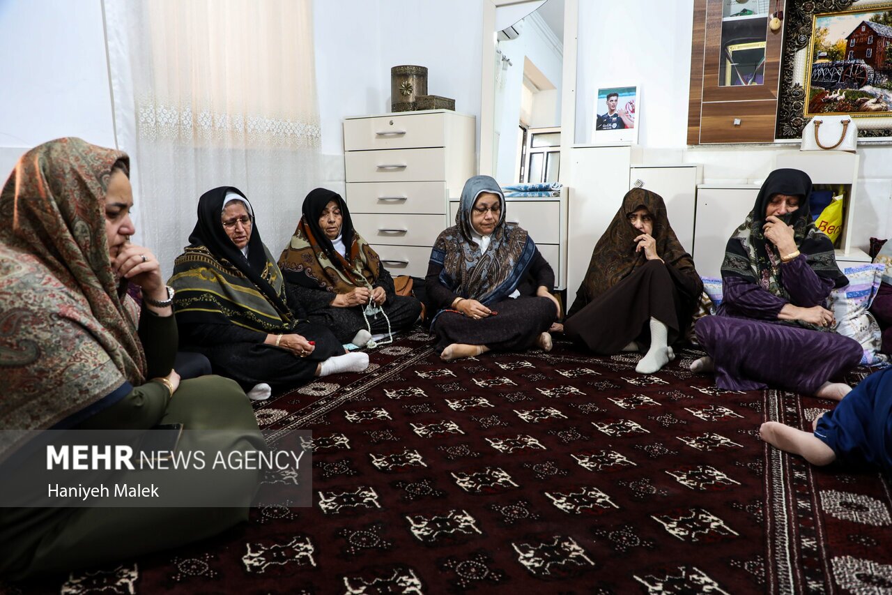 (تصاویر) تشییع پیکر باشکوه زنده یاد صابر کاظمی در آق‌قلا