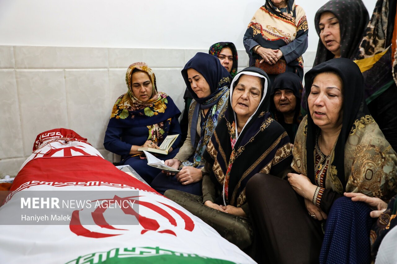 (تصاویر) تشییع پیکر باشکوه زنده یاد صابر کاظمی در آق‌قلا