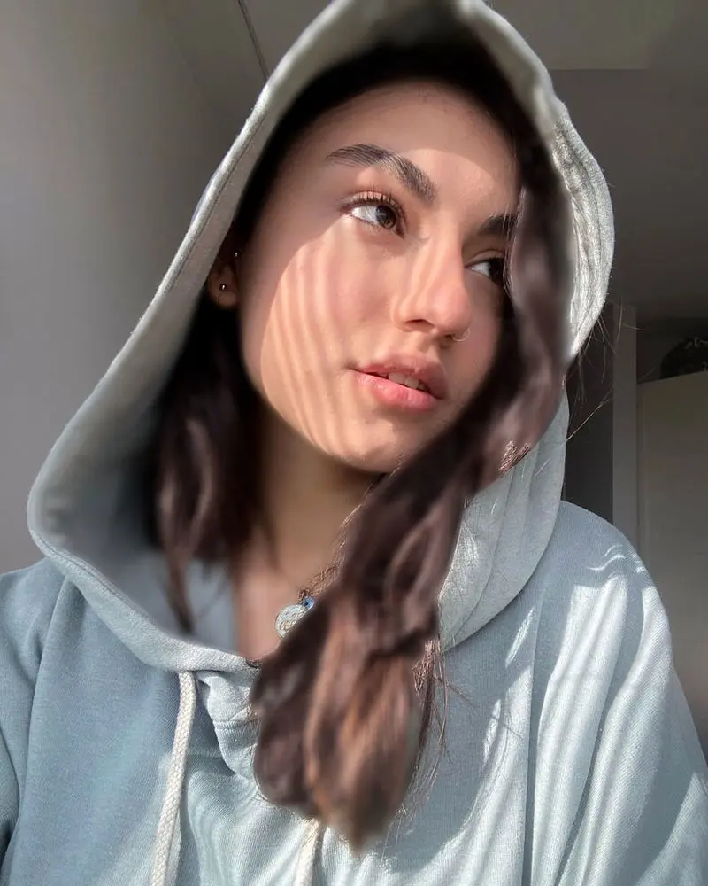 (عکس) تغییر چهره «دُرسا کوچولو» سریال بزنگاه در سن ۲۱ سالگی