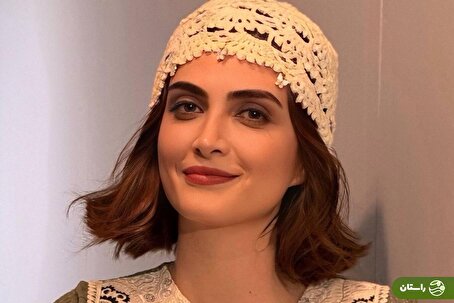 (ویدئو) واکنش الناز ملک به اقدام قابل تامل کاظم هژیر آزاد؛ او با وجود درگذشت همسرش به روی صحنه آمد!