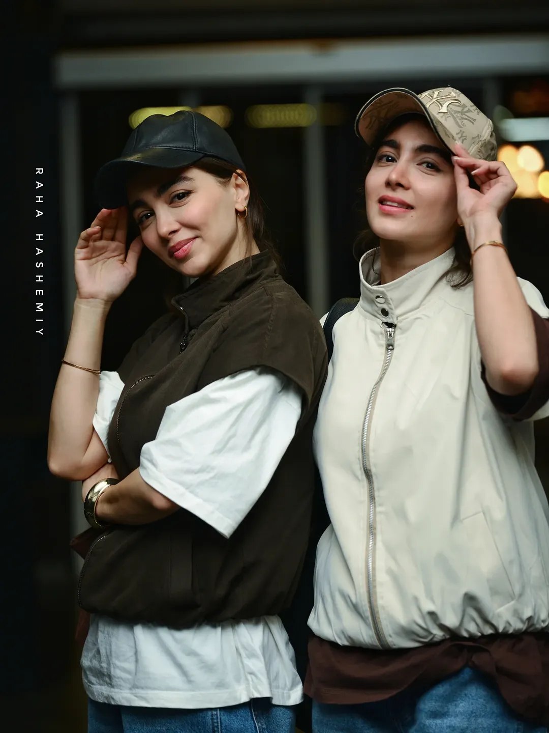 عکس‌های دو نفره سنا و سونیا حسینی دوقلوهای سریال پایتخت