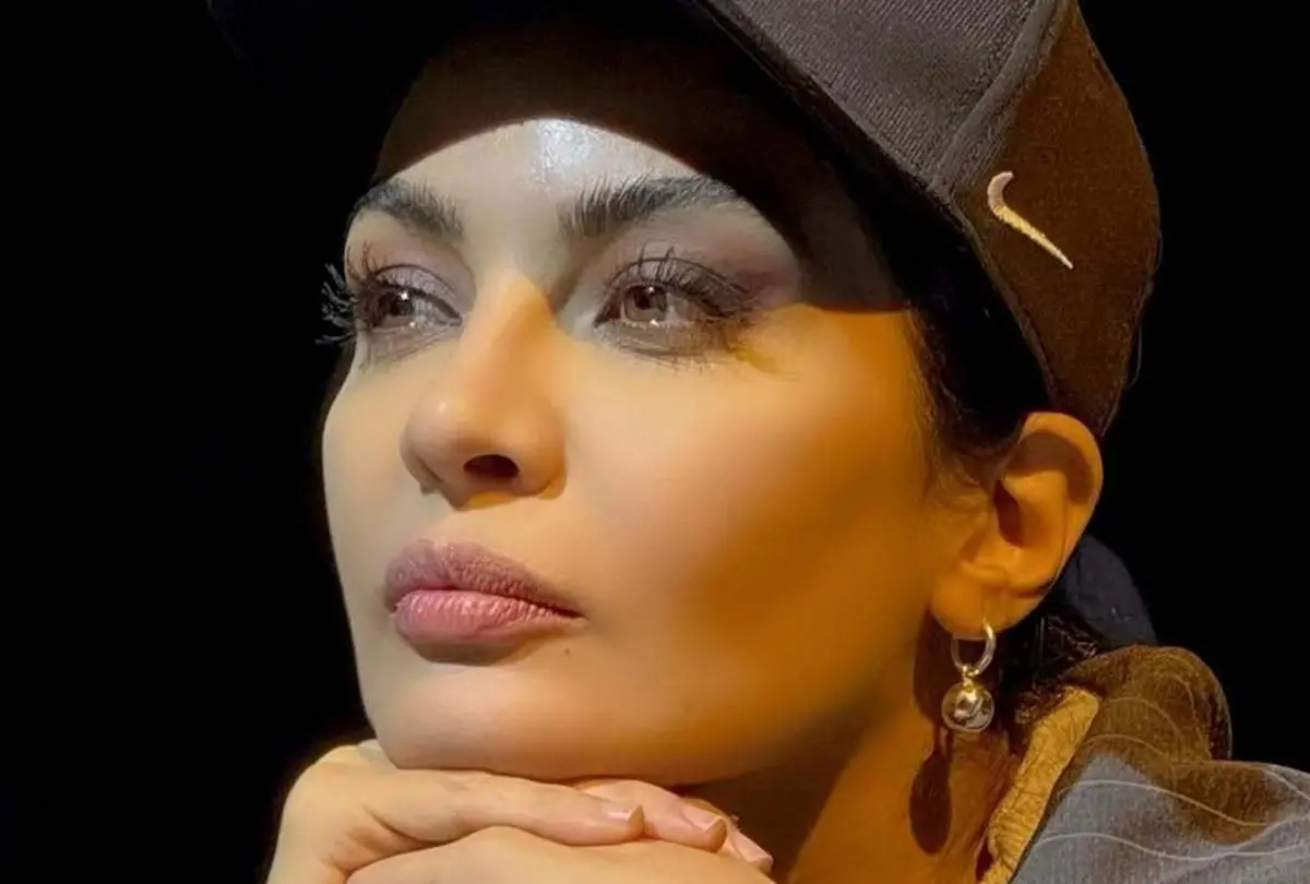 عکس‌های جالب هوش مصنوعی از صحرا اسداللهی: ترسناکه!