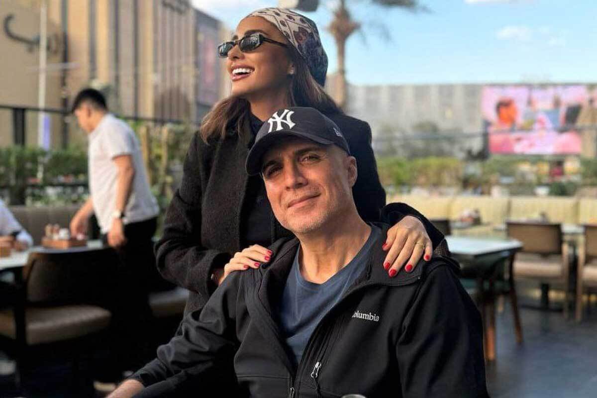 قاب عاشقانه اوزجان دنیز با زن ایرانی‌اش در ترکیه