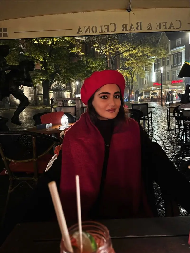 اولین تصاویر ملیکا پارسا پس از درگیر شدن در ماجرای پژمان جمشیدی اولین تصاویر ملیکا پارسا پس از درگیر شدن در ماجرای پژمان جمشیدی