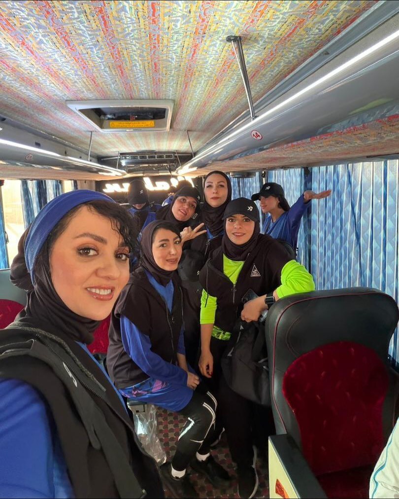 (عکس) مرجانه گلچین پا به توپ شد!