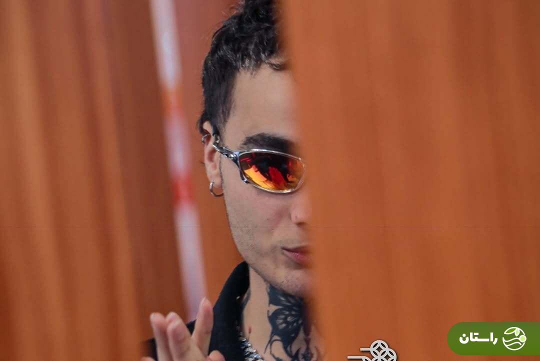 آدور؛ داستان «گرگِ قیچی به دستِ نسل Z» و پسری که با یک ایده ساده، فضای آرایشگری ایران را تکان داد آدور؛ داستان «گرگِ قیچی به دستِ نسل Z» و پسری که با یک ایده ساده، فضای آرایشگری ایران را تکان داد