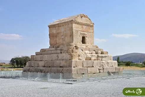 (عکس) تونل زمان؛ نمایی دیدنی از مقبره کوروش؛ ۱۰۰ سال پیش