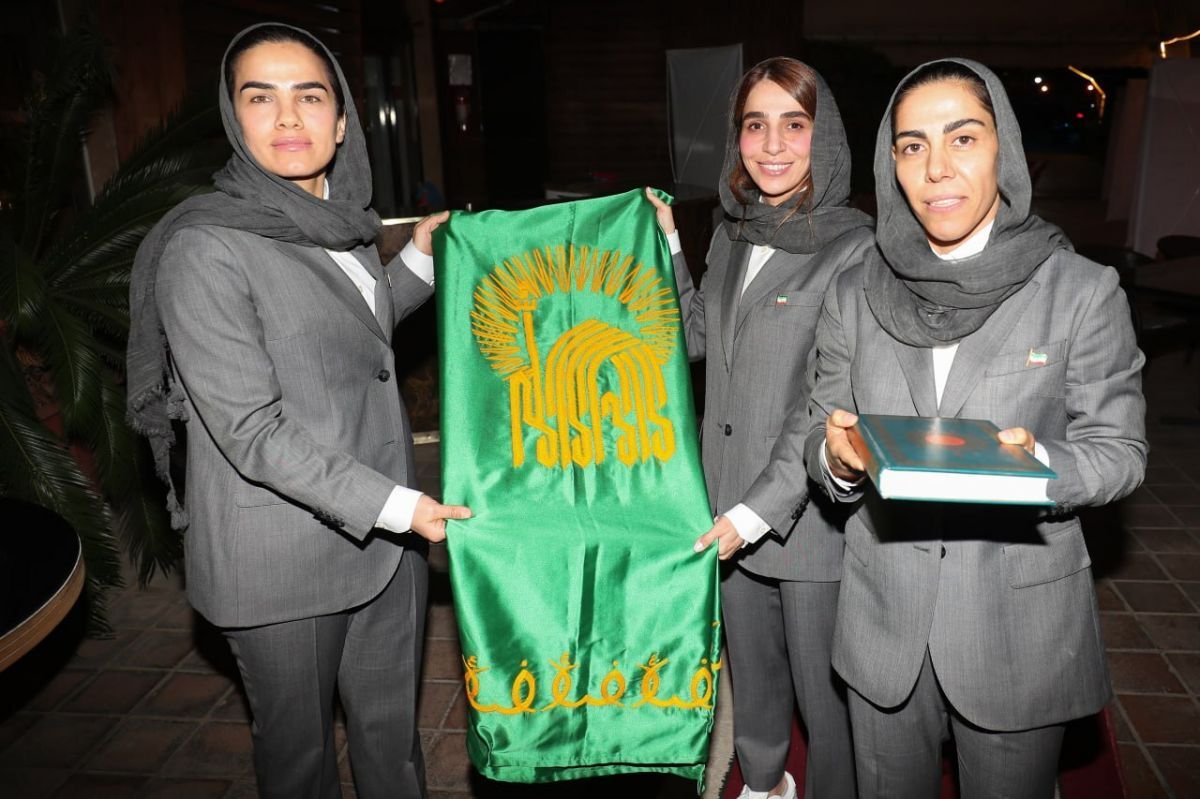 (عکس) استایل رسمی بازیکنان تیم ملی فوتسال زنان پیش از پرواز به دبی