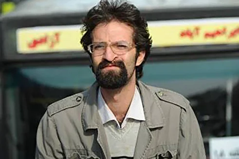 فواد شمس، روزنامه نگار خودکشی کرد