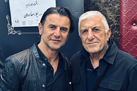 (ویدئو) واکنش احساسی امین حیایی در مواجهه با رضا کیانیان