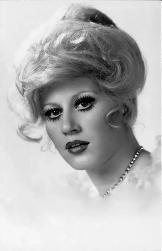 خواننده مشهور ترکیه درگذشت؛ بیوگرافی معزز آباچی ستاره موسیقی کلاسیک ترکیه خواننده مشهور ترکیه درگذشت؛ بیوگرافی معزز آباچی ستاره موسیقی کلاسیک ترکیه