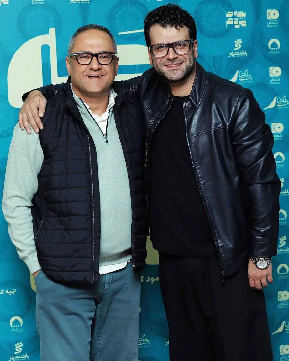 (عکس) سلفی بازیگران فیلم سینمایی «بچه مردم» طرفداران در اکران مردمی