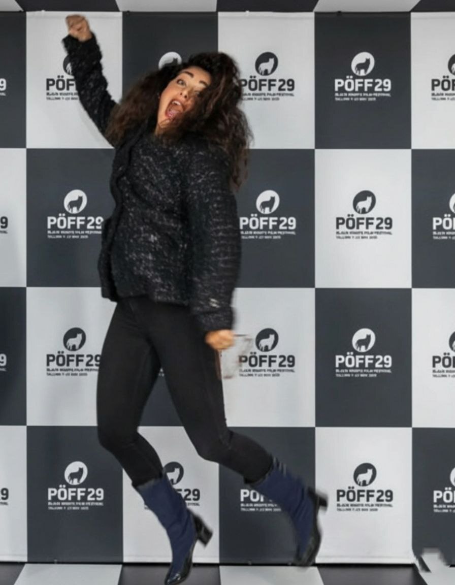 (عکس) حضور گلشیفته فراهانی و علی نصیریان در فرش قرمز «آه، چه روزهای خوشی بود» (عکس) حضور گلشیفته فراهانی و علی نصیریان در فرش قرمز «آه، چه روزهای خوشی بود»