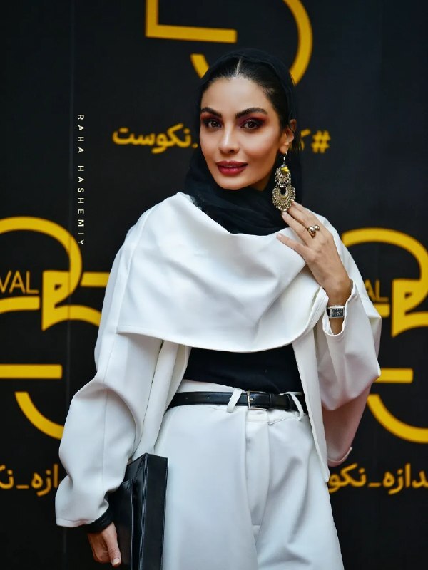 (عکس) استایل خاص و شیک صحرا اسداللهی در اختتامیه جشنواره ۲۵