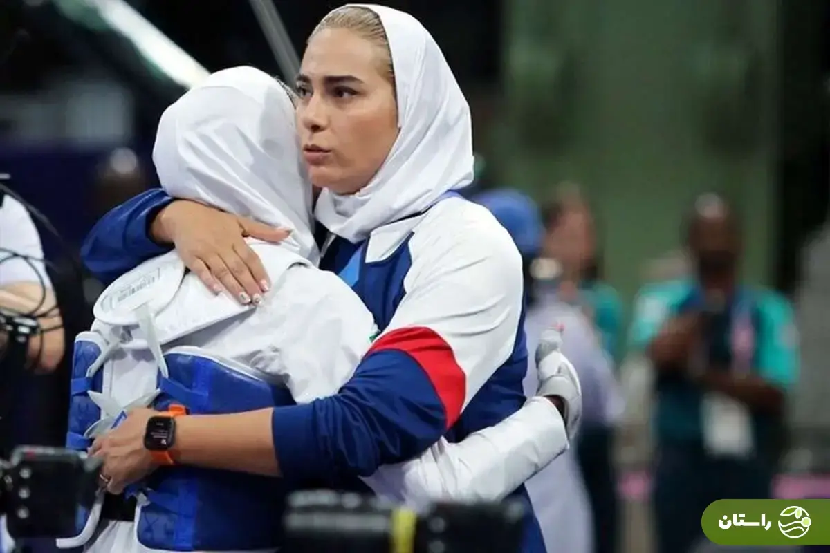 عکس صابر کاظمی در دستان مهروز ساعی