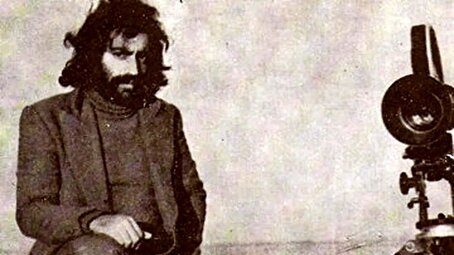 مسعود کیمیایی از اشغال سفارت آمریکا پشتیبانی کرد/ فهرست هنرمندان حامی تسخیر