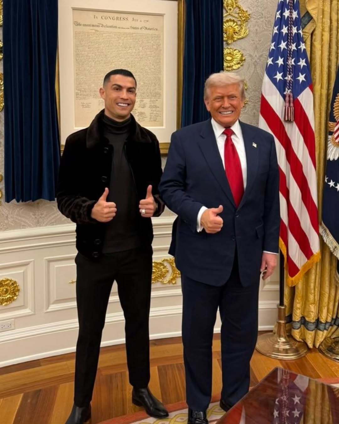 (عکس) ترامپ کلید کاخ سفید را به رونالدو اهدا کرد