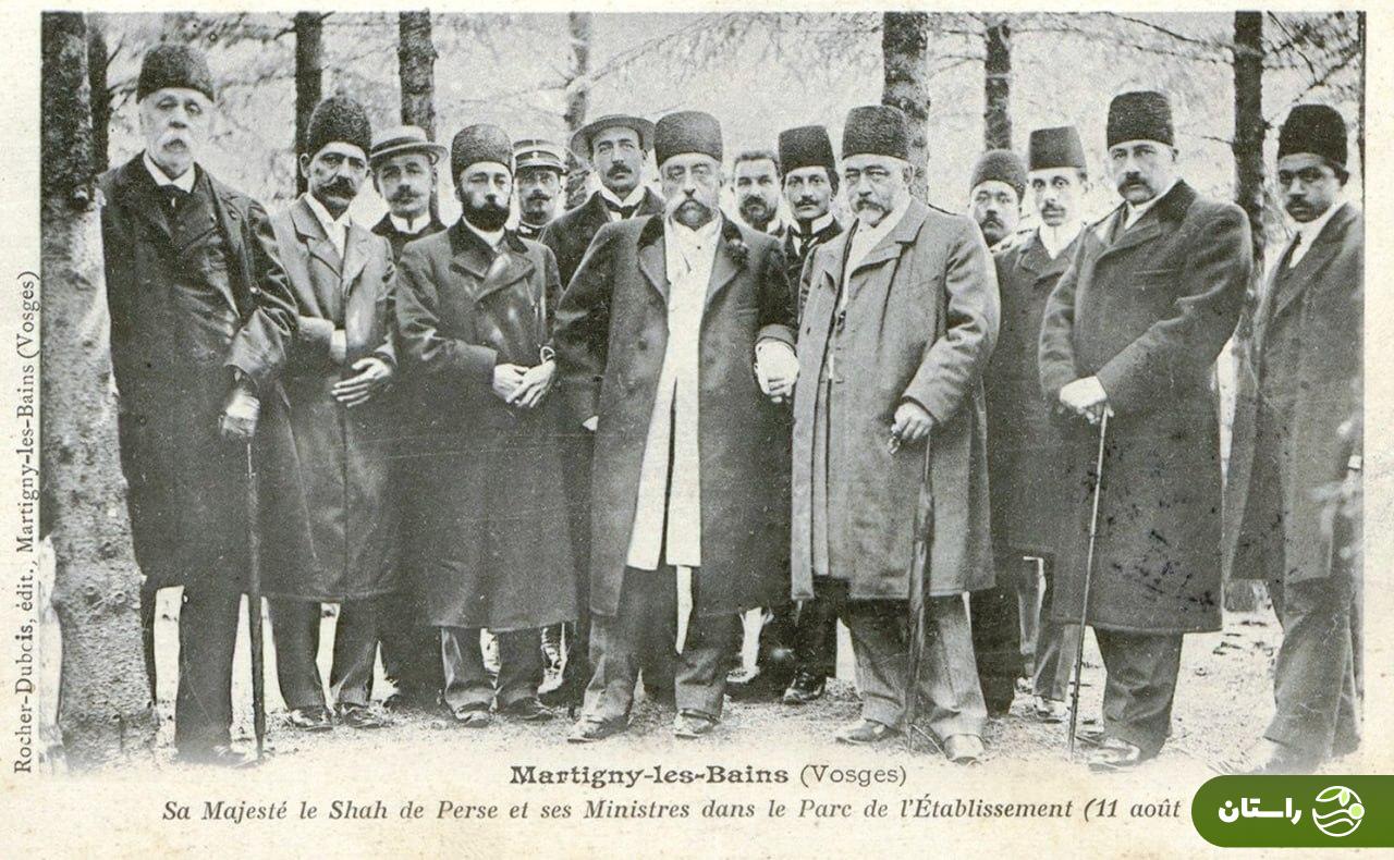 (عکس) تونل زمان؛ مظفرالدین شاه و همراهانش در پارکی در فرانسه؛ ۱۲۴ سال پیش