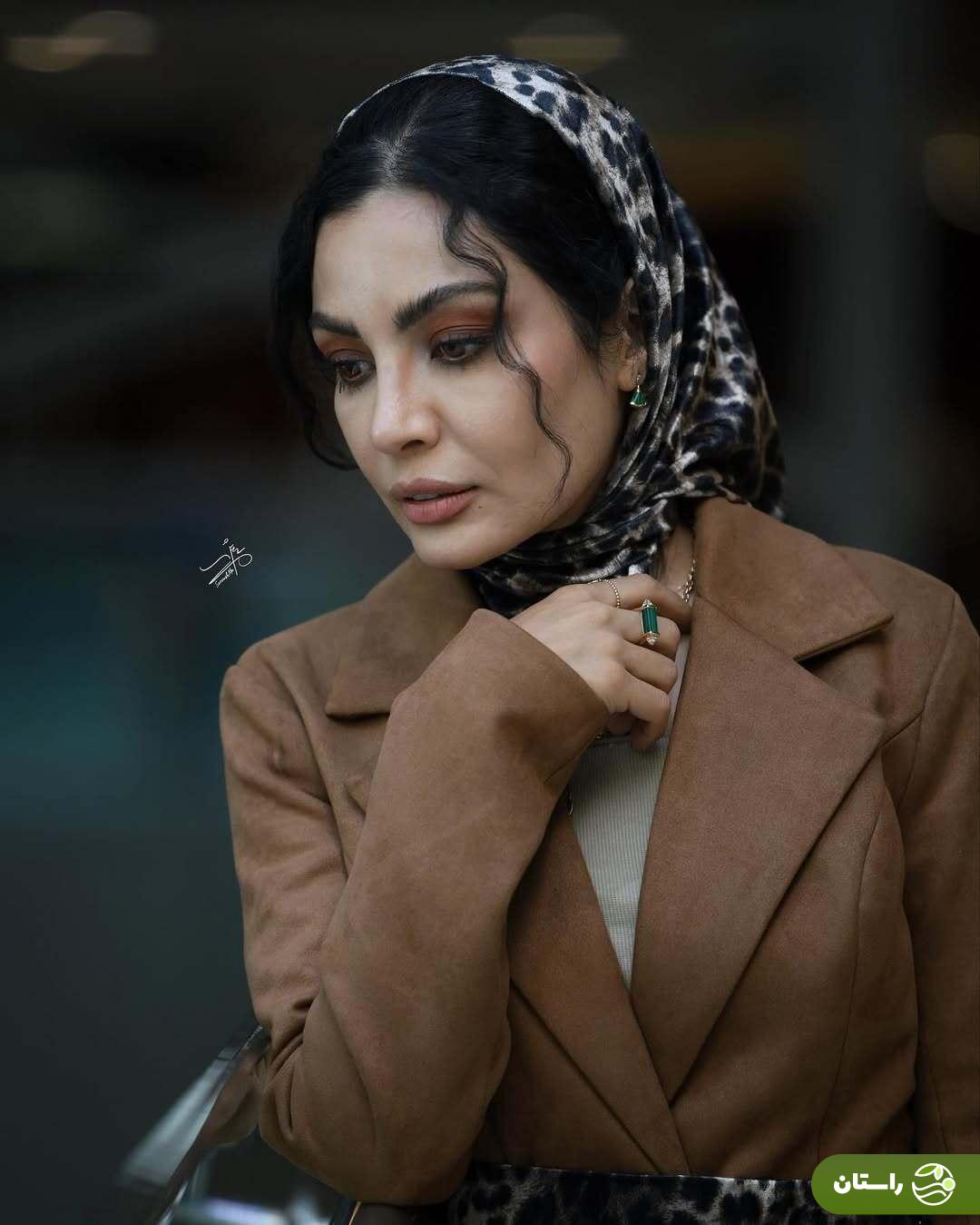 (تصاویر) استایل لوکس «صحرا اسداللهی» با ست جیر (تصاویر) استایل لوکس «صحرا اسداللهی» با ست جیر