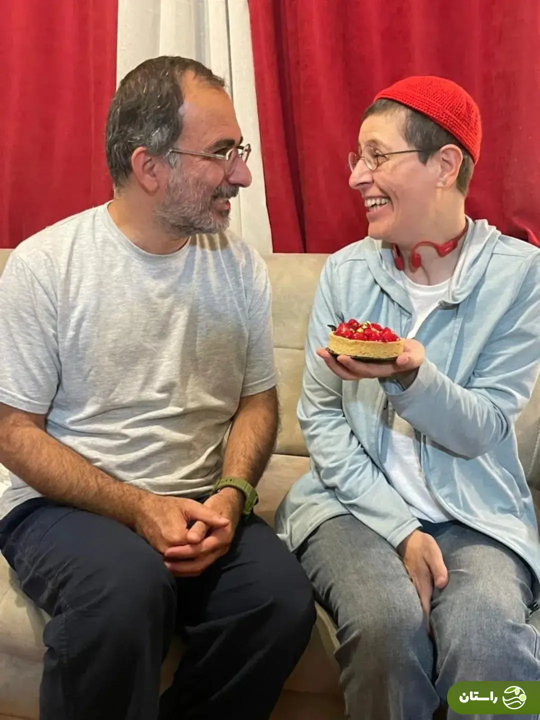 (عکس) رونمایی سوسن پرور از شوهرش پس از ۱۳ سال (عکس) رونمایی سوسن پرور از شوهرش پس از ۱۳ سال