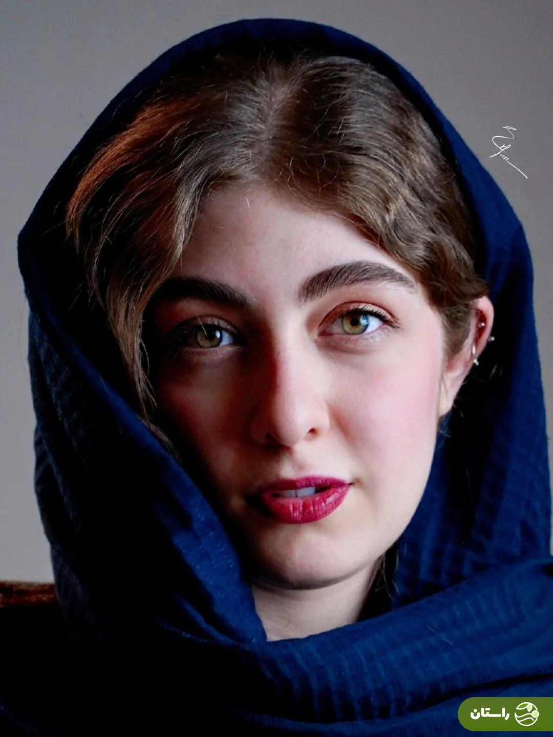 (عکس) استایل الیکا ناصری، بازیگر سریال مرداب در حاشیه جشنواره همام