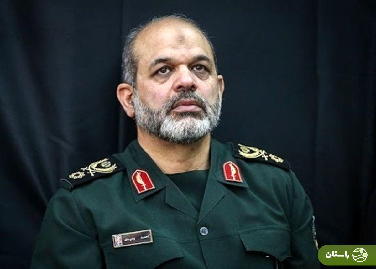 سردار احمد وحیدی جانشین ستاد کل نیروهای مسلح شد