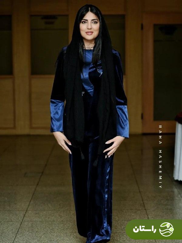 (عکس) «هلیا امامی» با استایل شیک و مخملی و رنگ سورمهای  در اختتامیه جشنواره همام (عکس) «هلیا امامی» با استایل شیک و مخملی و رنگ سورمهای  در اختتامیه جشنواره همام