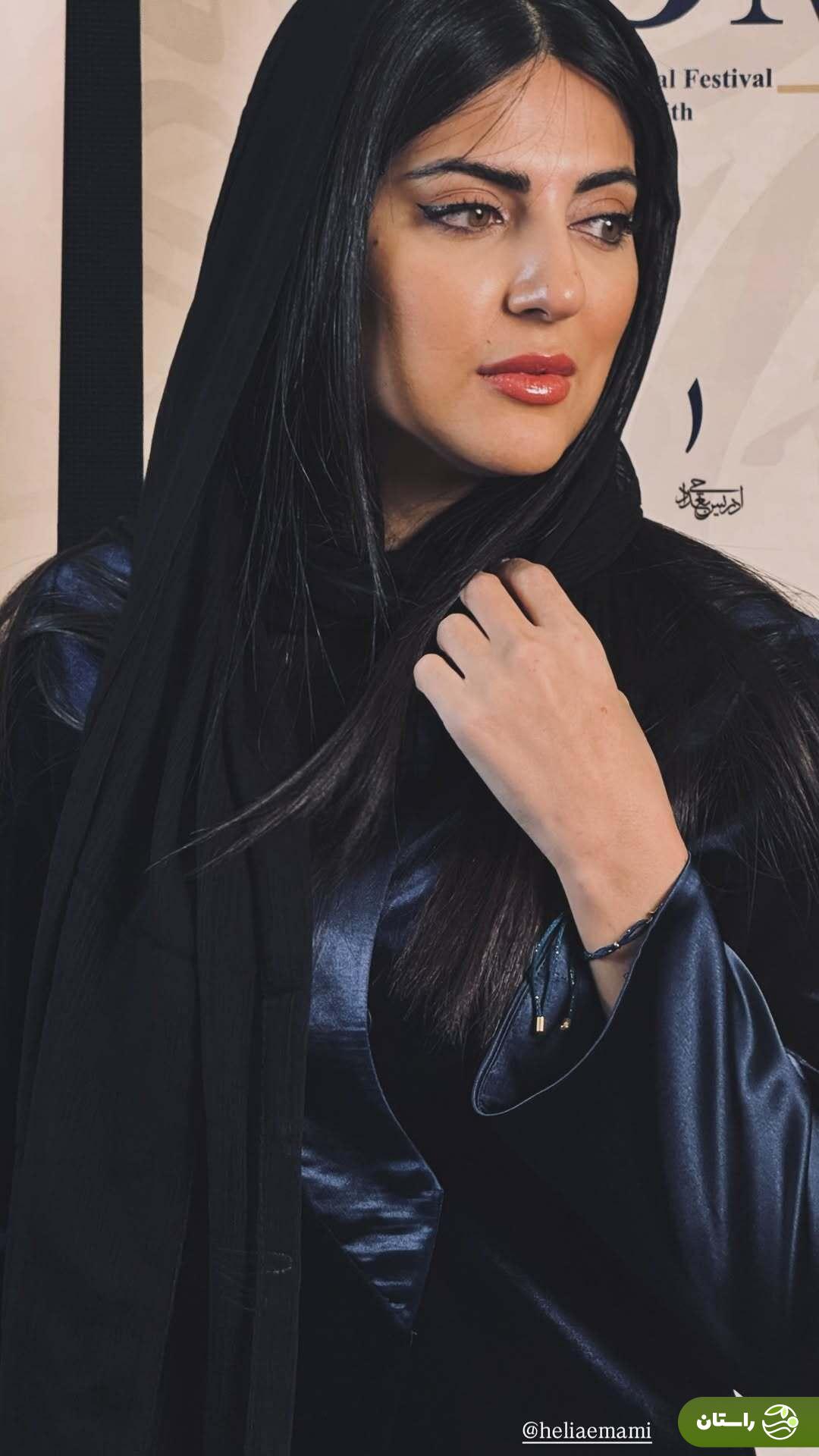 (عکس) «هلیا امامی» با استایل شیک و مخملی و رنگ سورمهای  در اختتامیه جشنواره همام (عکس) «هلیا امامی» با استایل شیک و مخملی و رنگ سورمهای  در اختتامیه جشنواره همام