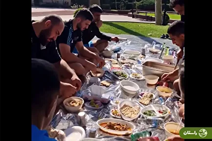 (ویدئو) آبگوشت خوری قهرمانان کشتی آزاد در محوطه کمپ تیم ملی