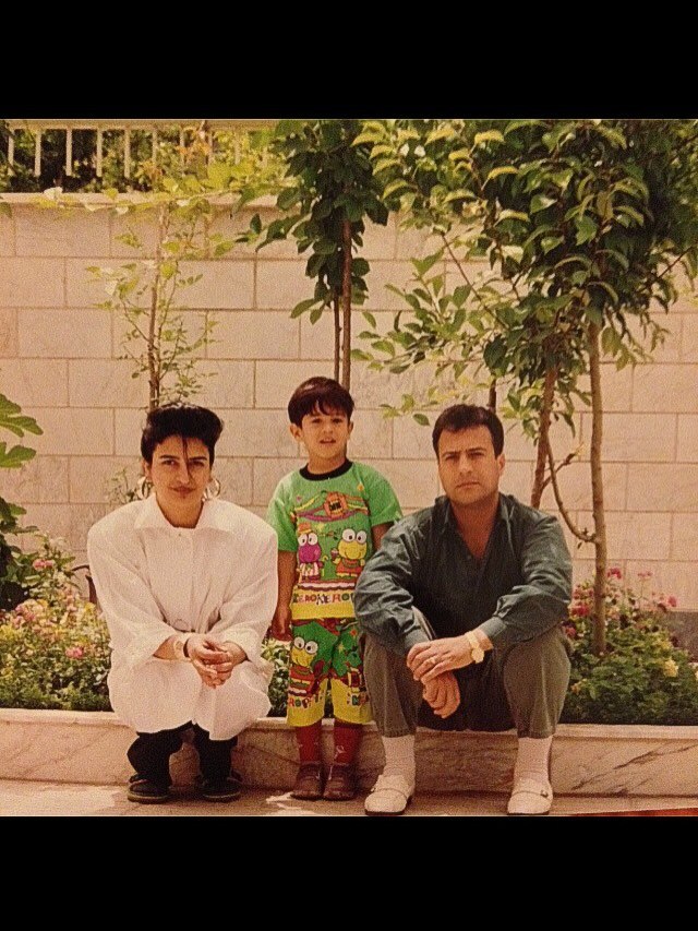 مهرداد صدیقیان عزادار شد | آلبوم عکس‌های صدیقیان و پدرش