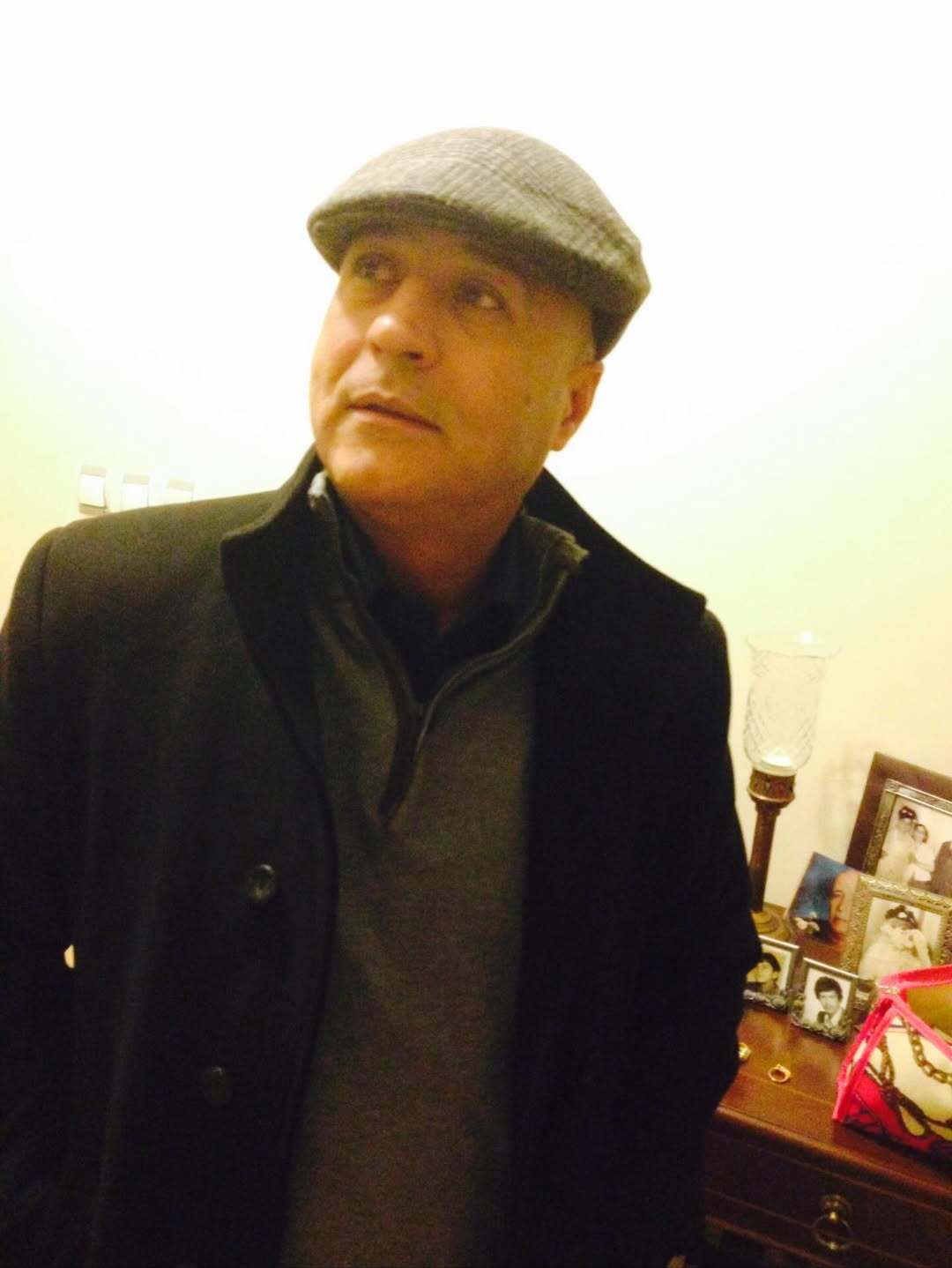 مهرداد صدیقیان عزادار شد | آلبوم عکس‌های صدیقیان و پدرش