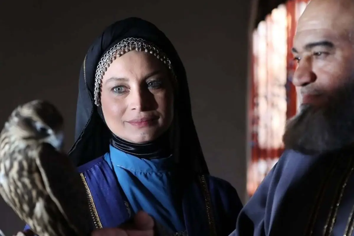 (عکس) گریم و لباس متفاوت مریم کاویانی در سریال «عشق کوفی»