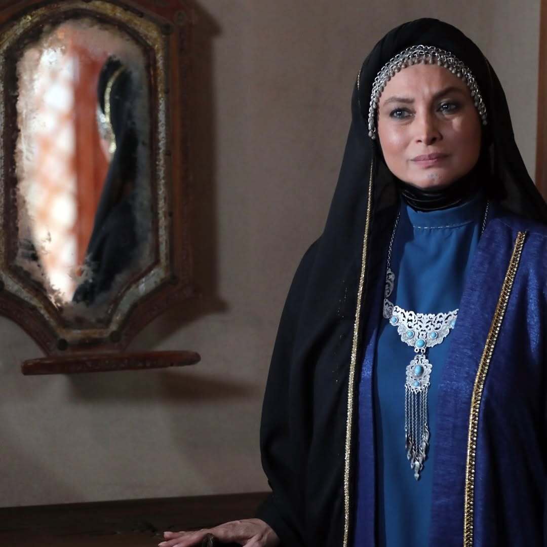 (عکس) گریم و لباس متفاوت مریم کاویانی در سریال «عشق کوفی»