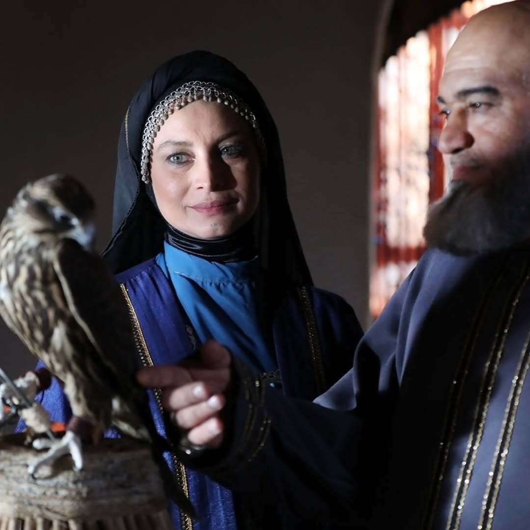 (عکس) گریم و لباس متفاوت مریم کاویانی در سریال «عشق کوفی»