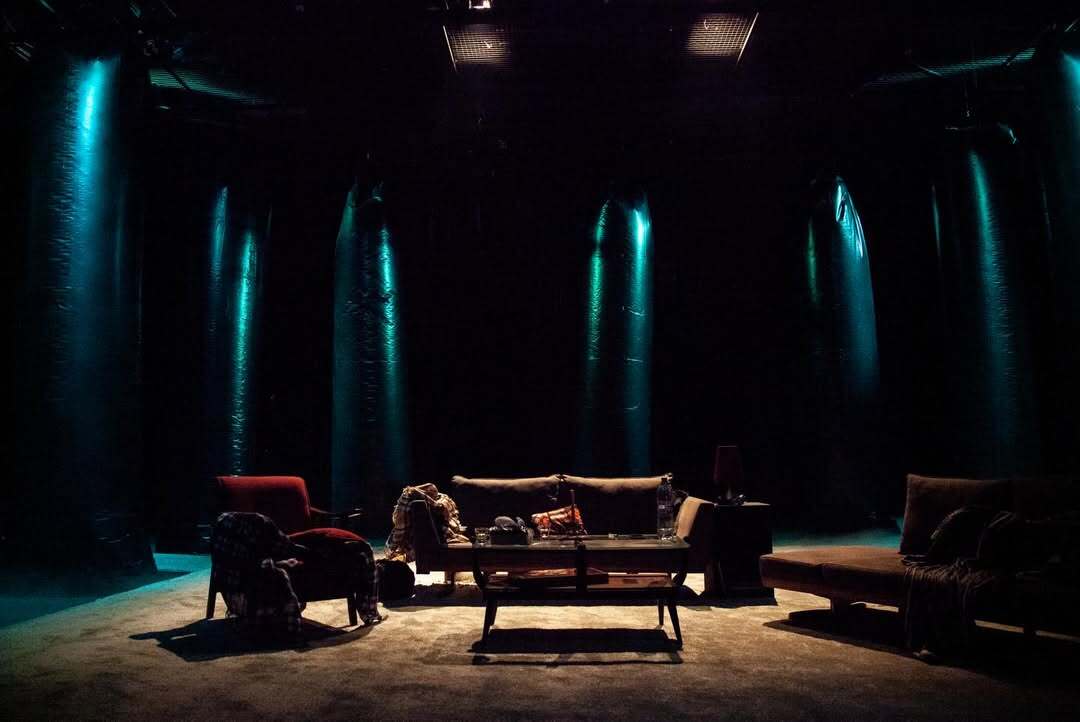 تصاویری از مهسا طهماسبی، مونا کرمی، سپند سلیمانی و فاطیما بهارمست در نمایش «باران اسیدی» تصاویری از مهسا طهماسبی، مونا کرمی، سپند سلیمانی و فاطیما بهارمست در نمایش «باران اسیدی»