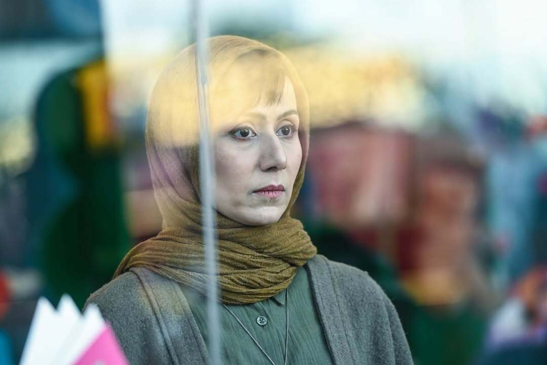 تصاویر سحر دولتشاهی، هدیه تهرانی، پرویز پرستویی و پدرام شریفی در قسمت اول سریال «هزار و یک‌ شب»